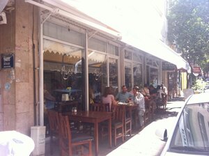 Aysha Bosniak Pastry Chef and Home Cooking (Izmir, Konak District, Kultur Neighborhood, 1437th Street, 11B), restaurant