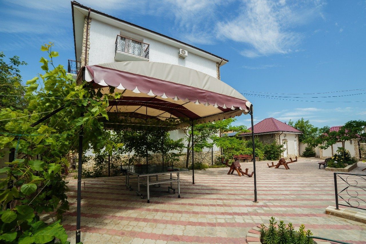 Фото Славия