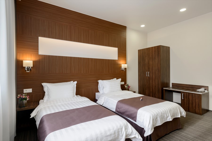 Фото Park Wood Hotel