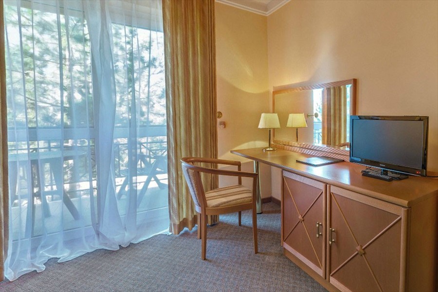 Фото Azimut Здоровье Зеленый Гай