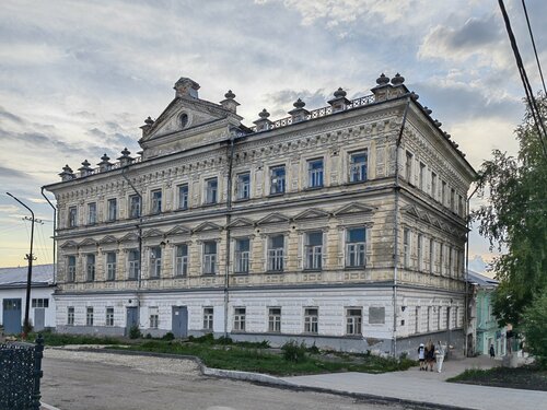 Городская управа, достопримечательность, ул. Карла Маркса, 3, Кунгур ...