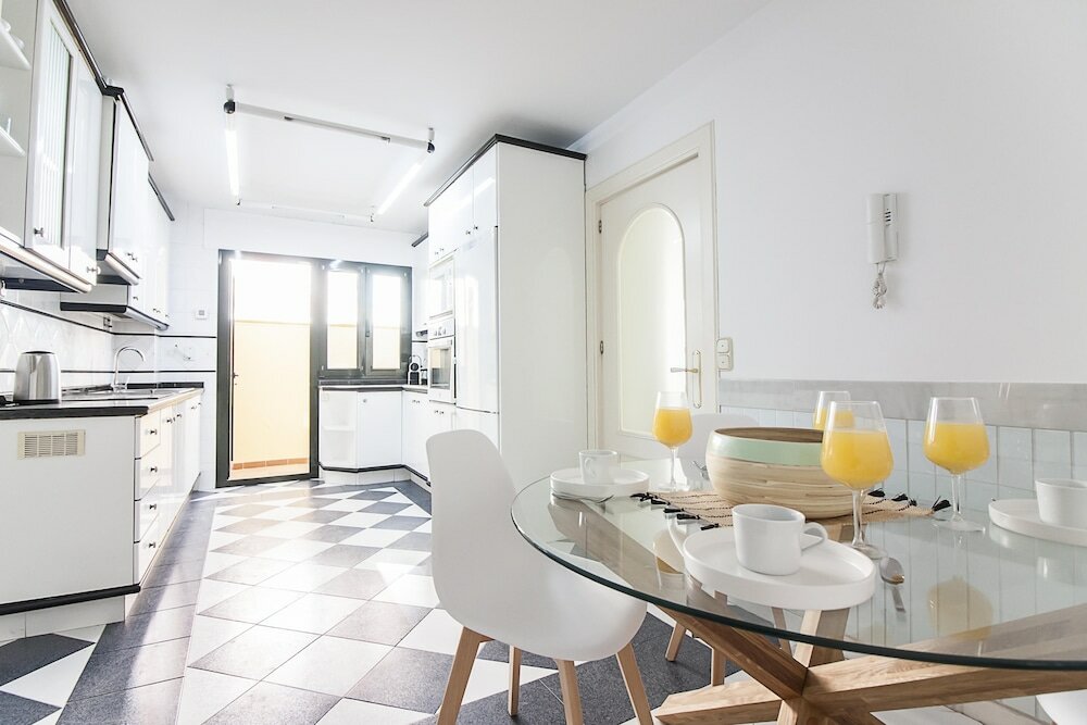 Фото Tomas FreshApartments by Bossh Hotels