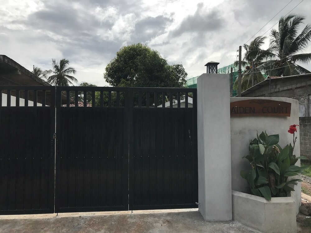 Фото Aiden Court