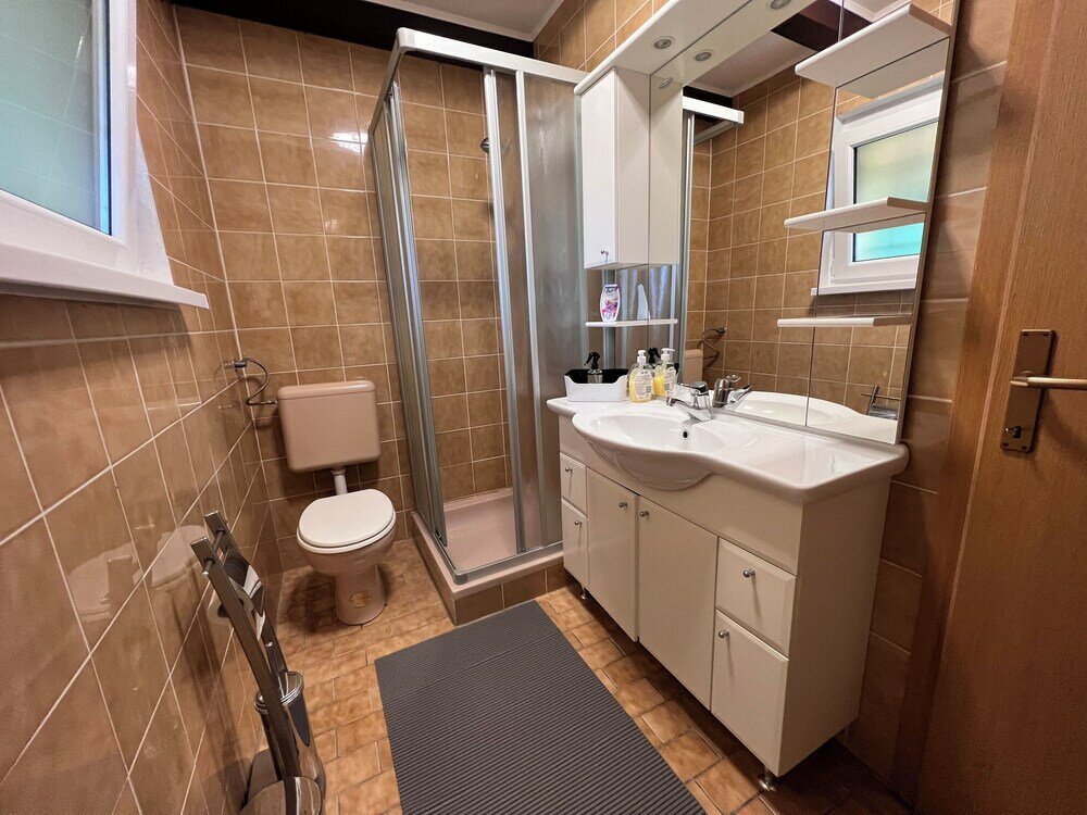 Фото Vineyard cottage Pri Krakaru