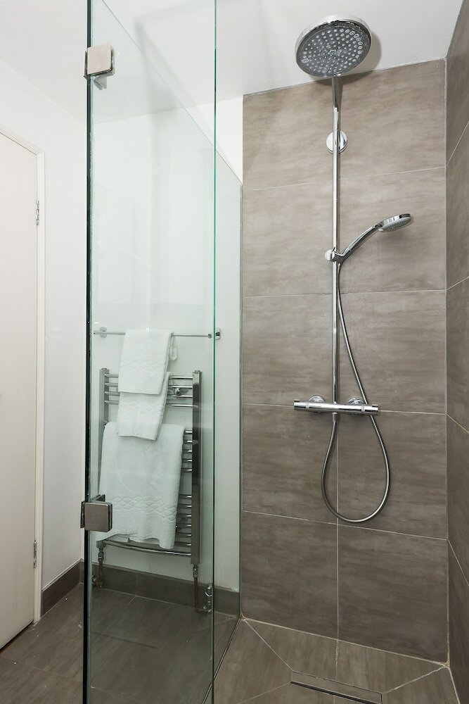 Фото 2 Bedroom Apartment in Nottinghill