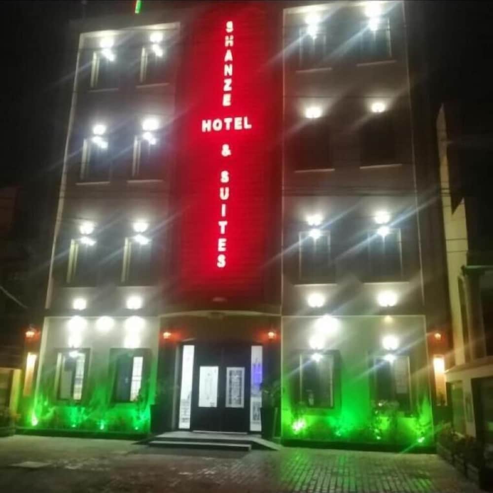 Фото отеля 3