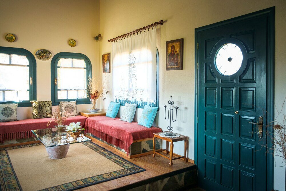 Фото Gorgeous Stone Cottage by the sea