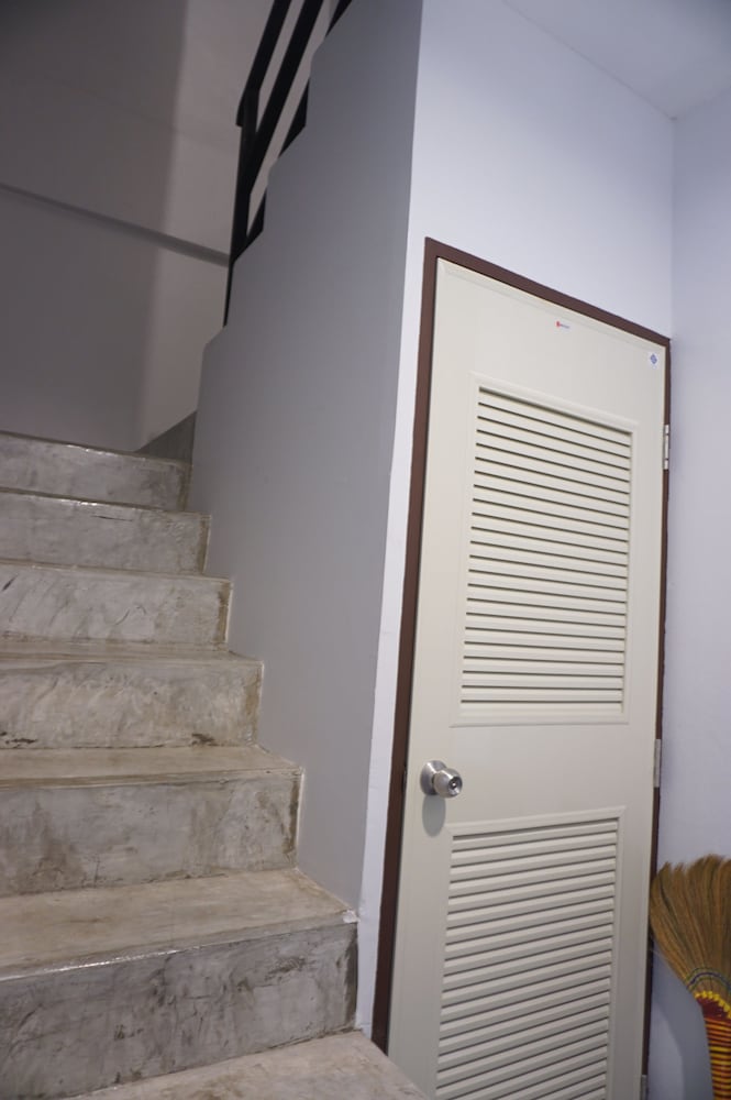 Фото Minimal House Patong - Adults Only