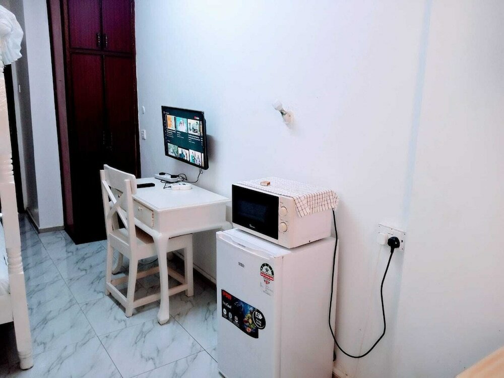 Фото Bustani Apartment