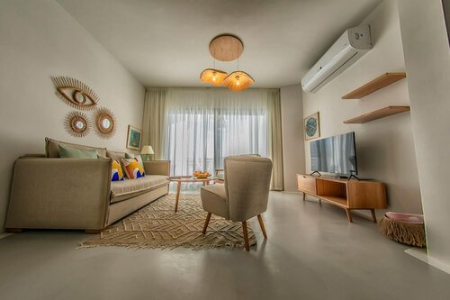 Гостиница Vesta - Superior Apt - 2br - Swan Lake в Эль-Гуне