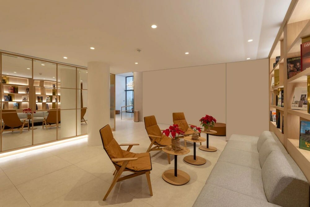 Фото Apartamentos Recoletos