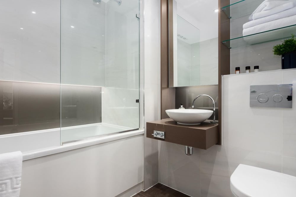 Фото Premium One bedroom apartment City Road Basin