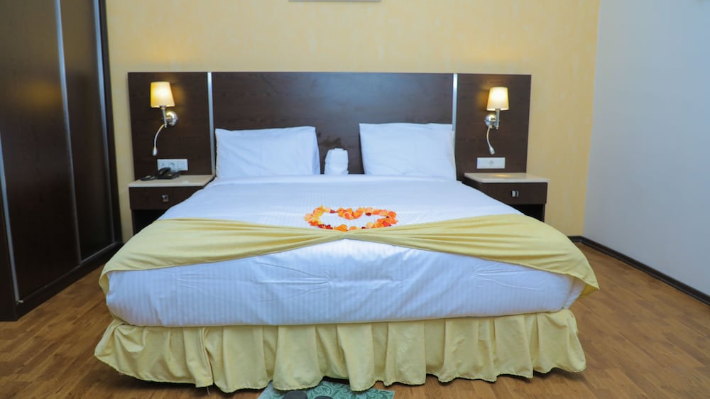 Фото Garalay Hotel