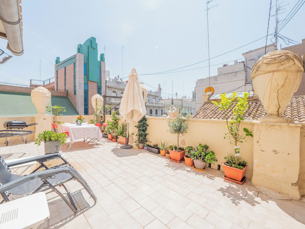 Фото Atico de lujo plaza ayuntamiento pet friendly