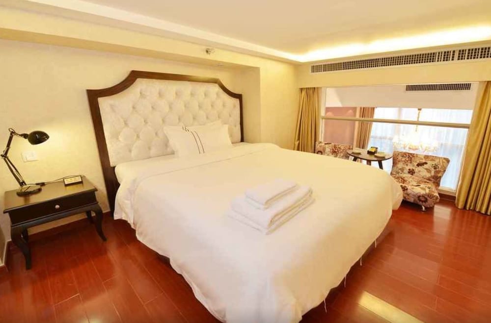 Фото Grandview Golden Palace Weifudun Apartment