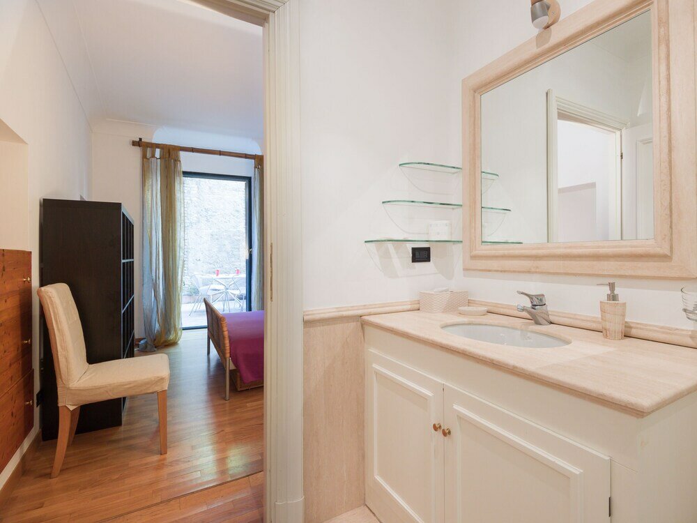 Фото Rsh Ghetto Enchanting Terrace Apartment