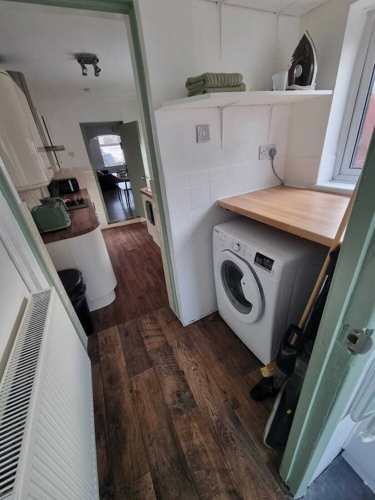 Фото Stylishly Designed House Dartford