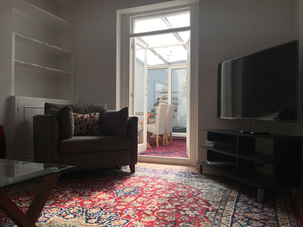 Фото Luxurious Apartment in Kensington & Chelsea