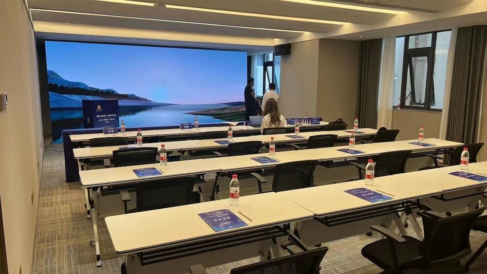 Фото The Skytel Hotel Shenzhen Central Park