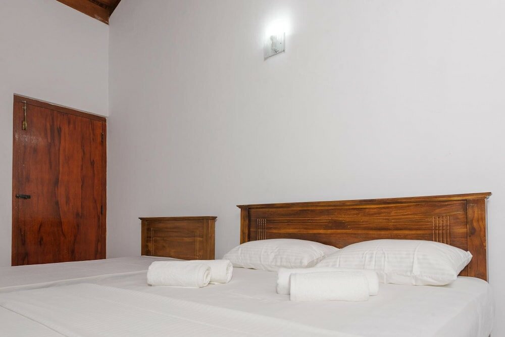 Фото Bright Sunshine Guest House