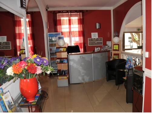 Фото Hotel Parisien