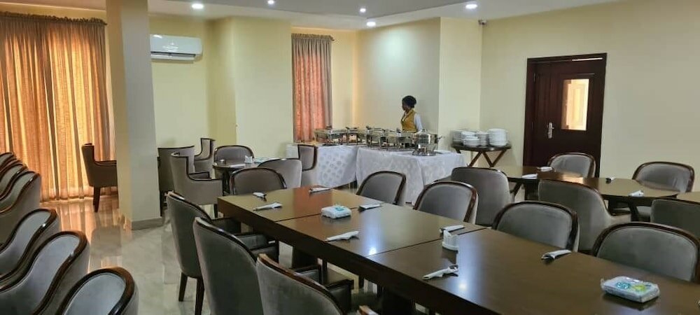 Фото Golden Alpine Hotel & Resort