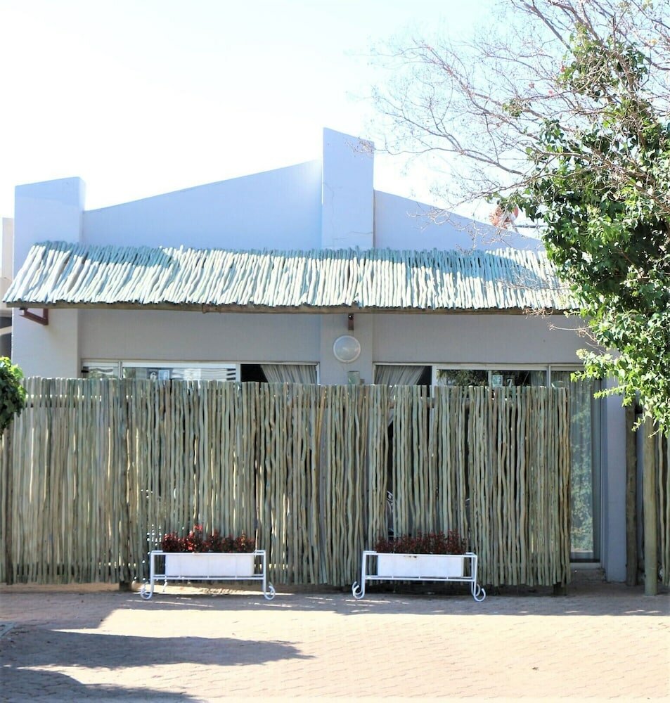 Фото Indigo Moon Guesthouse