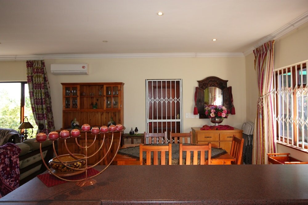 Фото Covenant Well Guest House