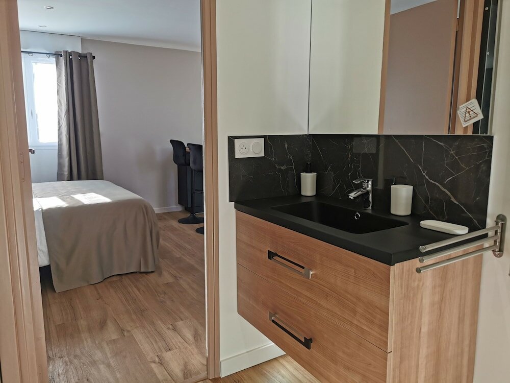 Фото Appart Hotel SPA Perpignan