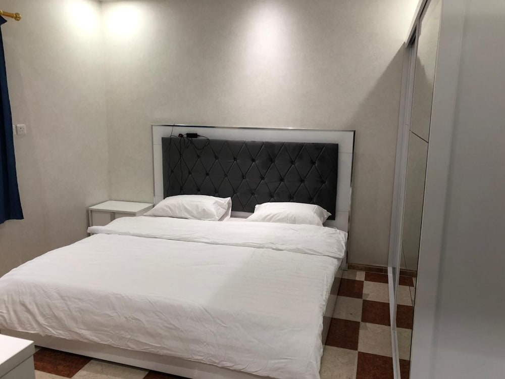 Фото Tabuk Star 2