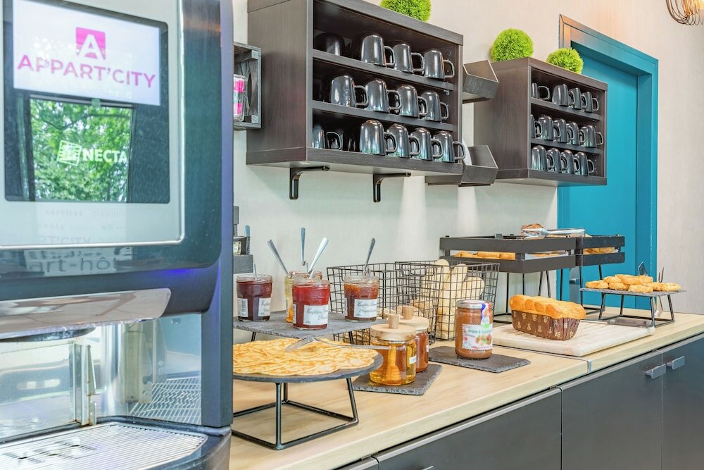 Фото Appart'City Bordeaux Centre