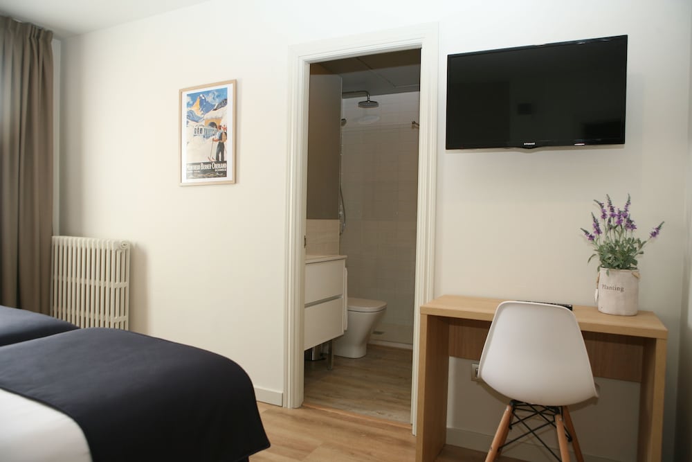 Фото Отель Terminus Puigcerdà