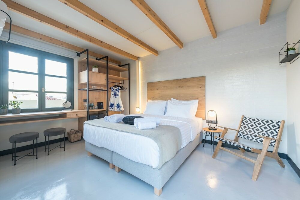 Фото Moon And Stars Athens