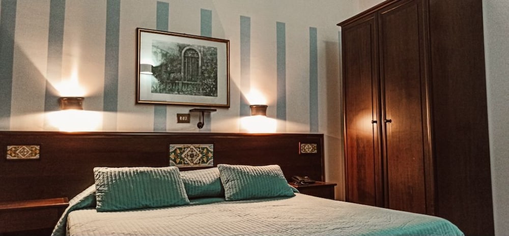 Фото Hotel Plaza Caltanissetta