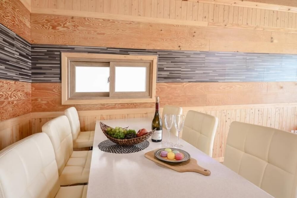 Фото Yeosu Sea and Starnight Pension