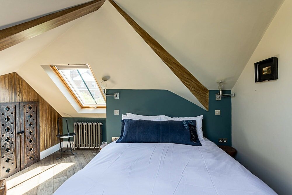 Фото Stunning Penthouse Apartment Near Battersea Park