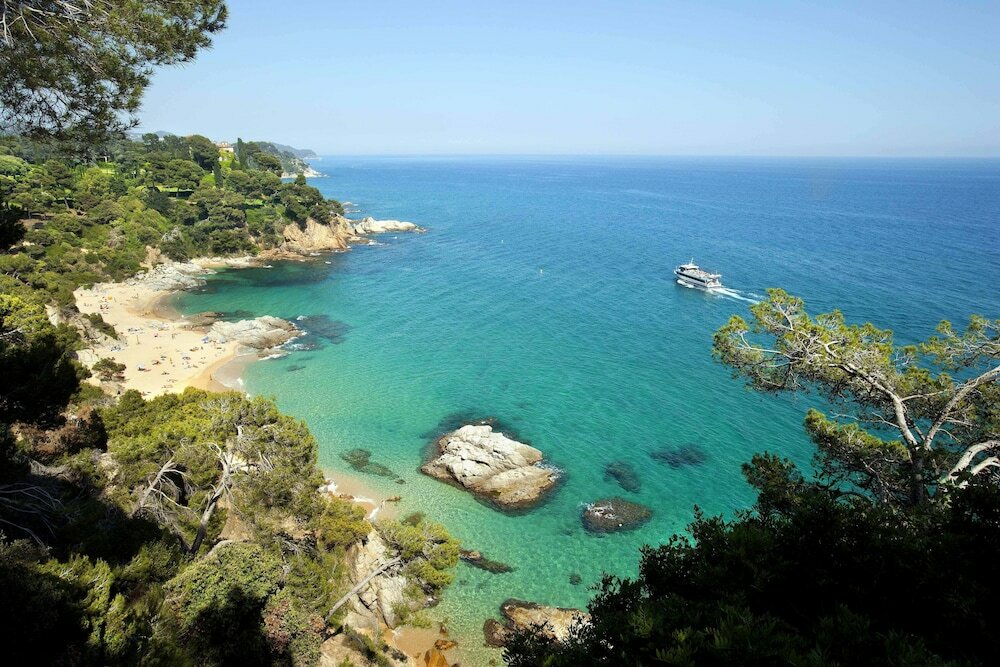 Фото Checkin Caribe Youth Hotel