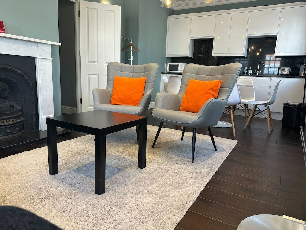 Фото Elegant 2 bed flat close to Kensington Gardens