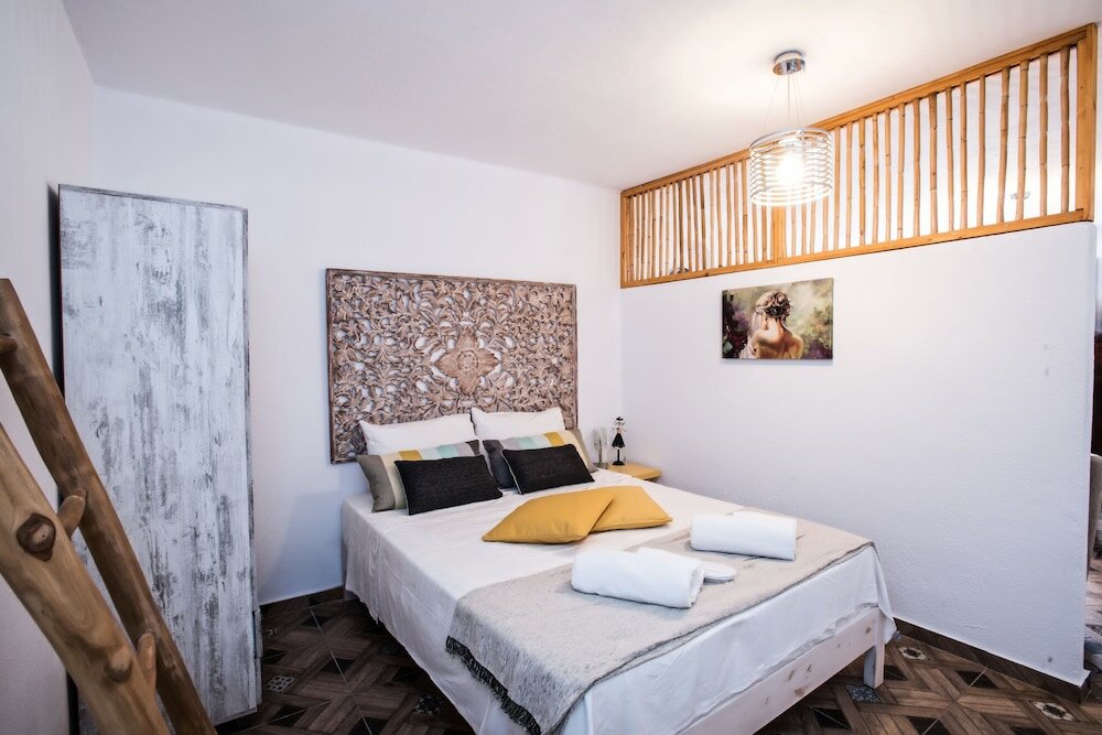 Фото Myconian brothers