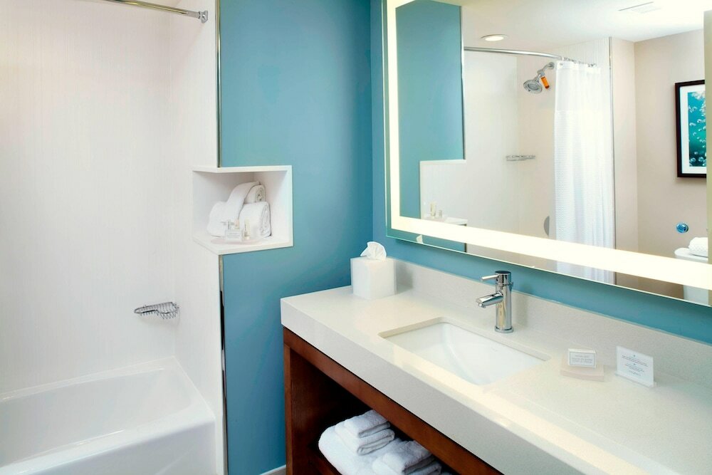 Фото Courtyard Orlando Lake Nona