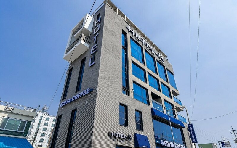Гостиница Sokcho E Hotel в Сокчхо