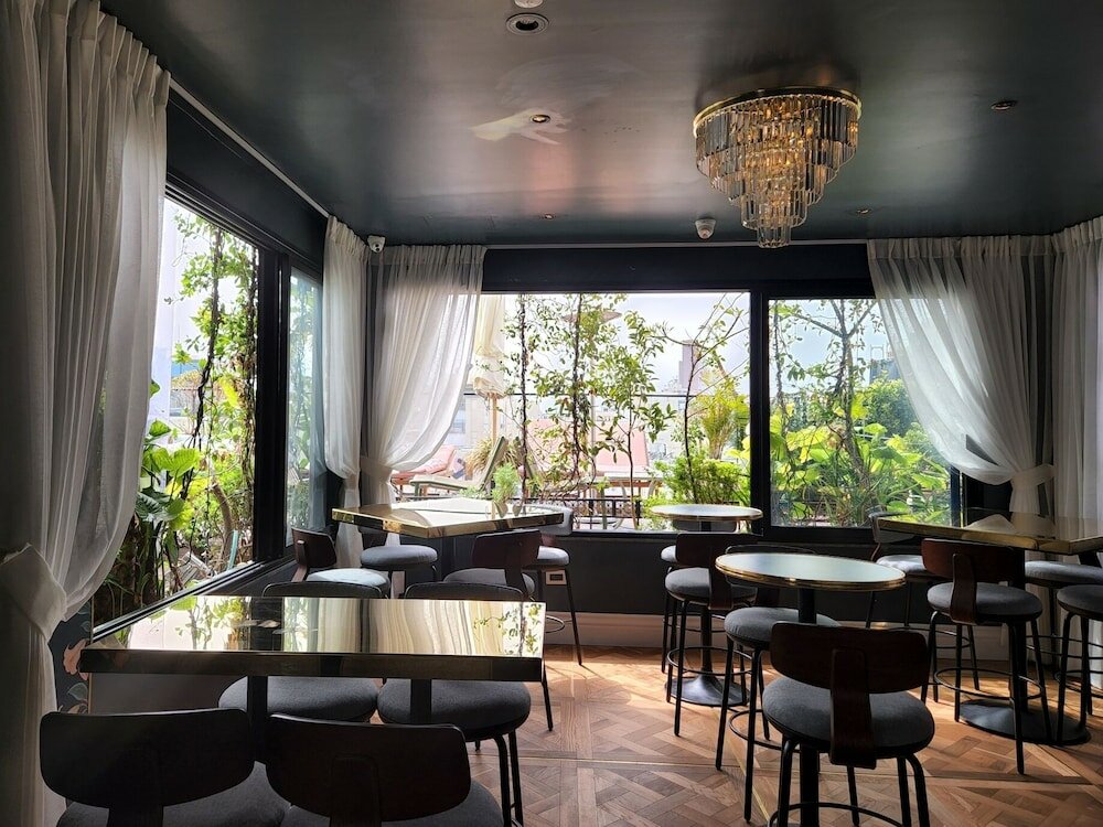 Фото Mayer House