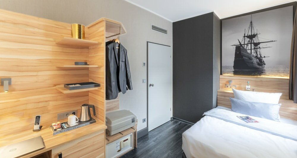 Фото Star Inn Hotel Premium Bremen Columbus, by Quality