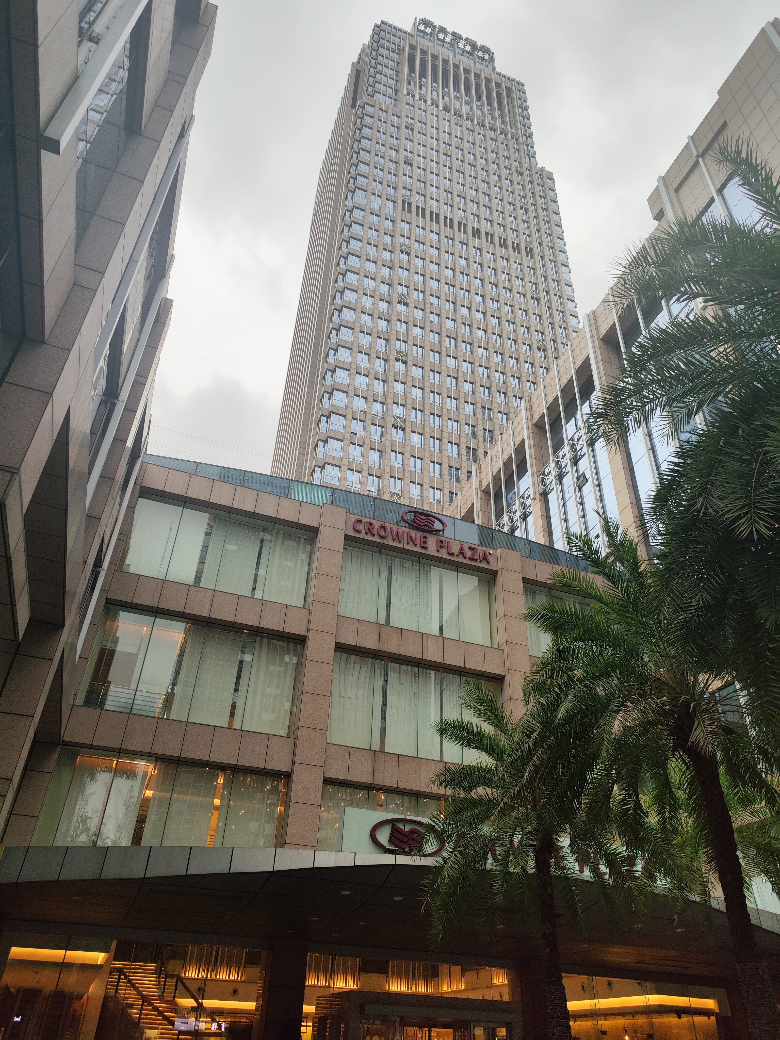 Фото Crowne Plaza Shenzhen Futian