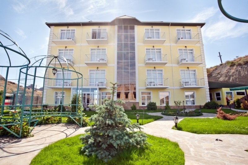 Фото отеля 1