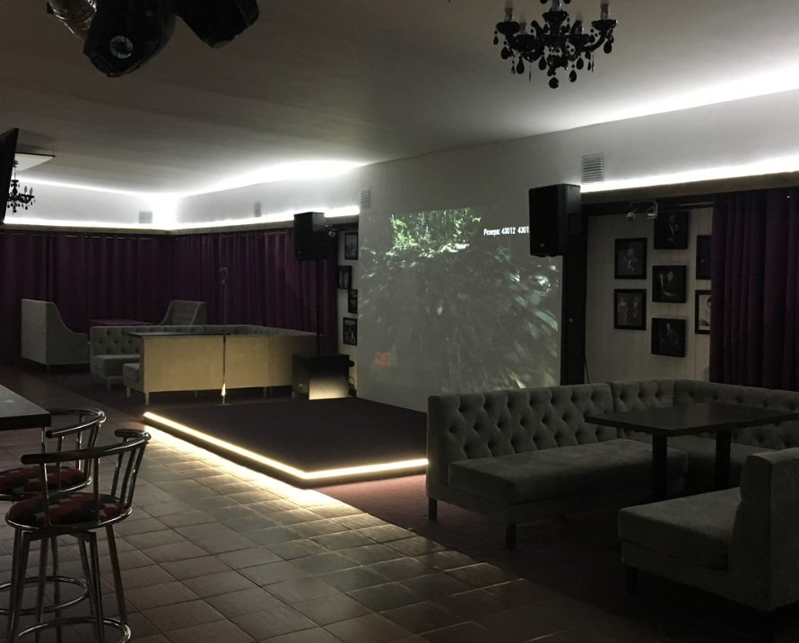 Фото Алая роза