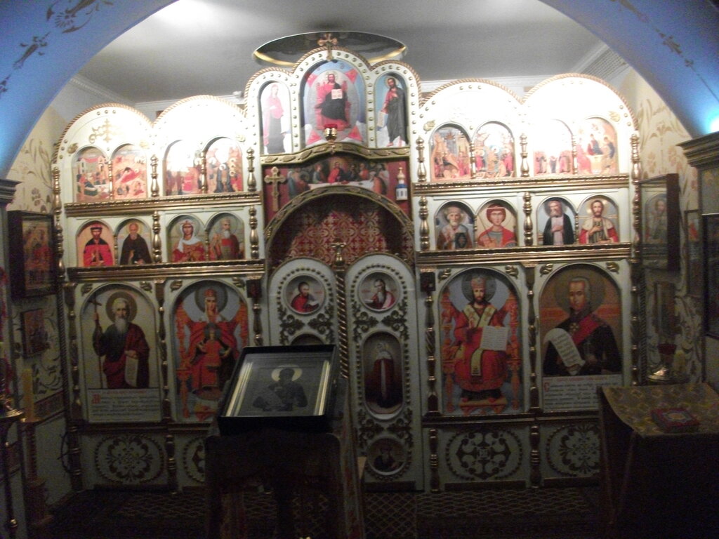 Orthodox church Tserkov Feodora Ushakova pri Kadetskoy shkole № 1700, Moscow, photo