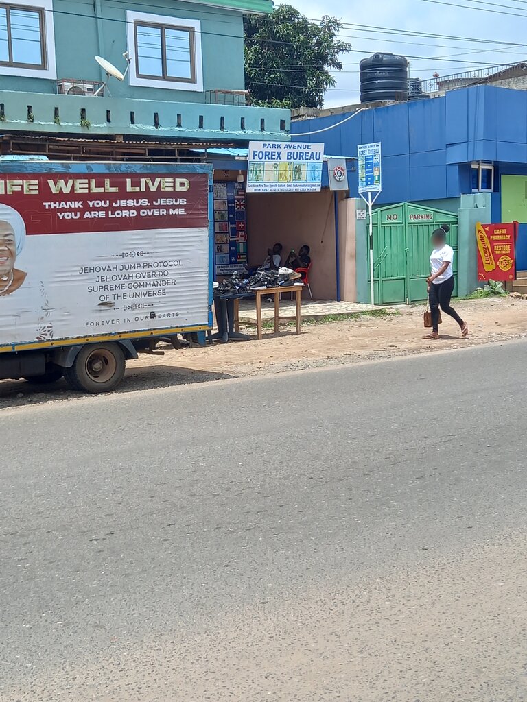 Currency exchange Park Avenue Forex Bureau, Accra, photo