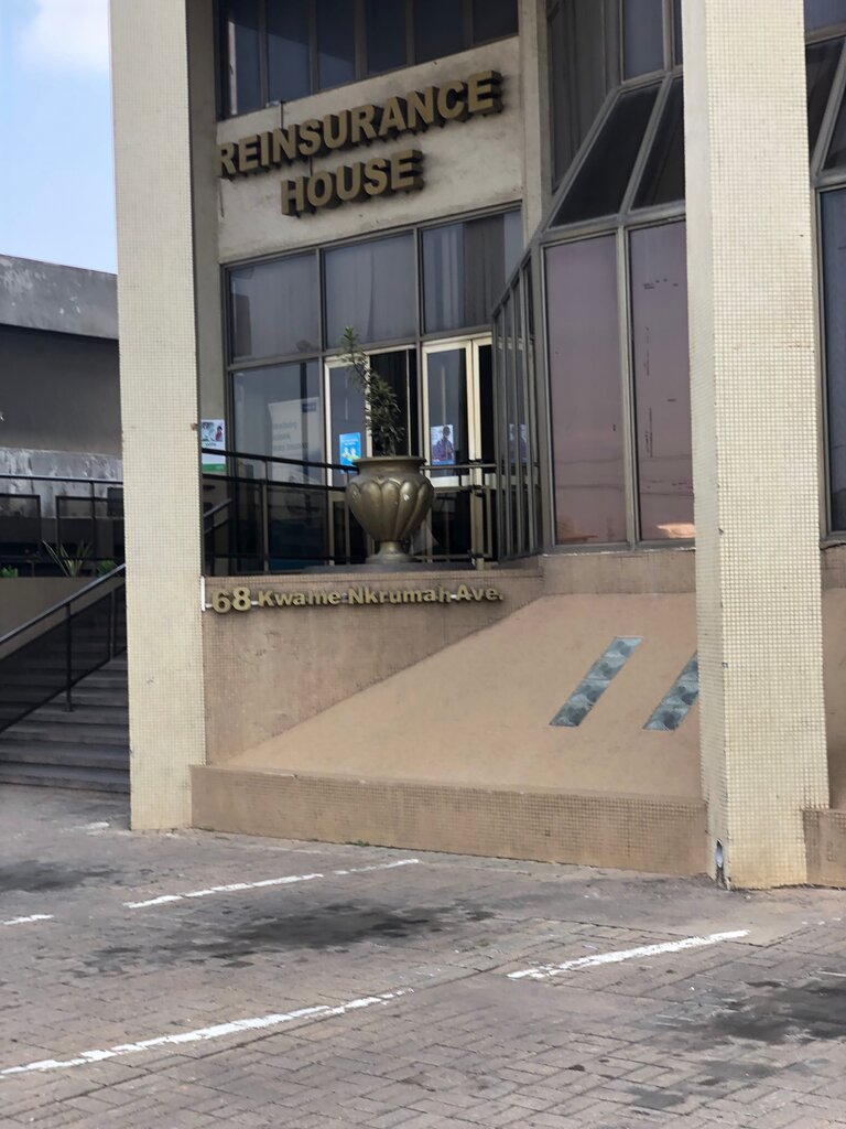 Insurance company Reinsurance House, Accra, photo