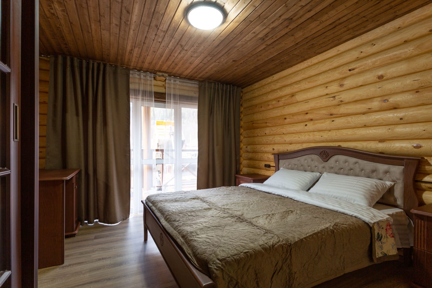 Фото Артхаус